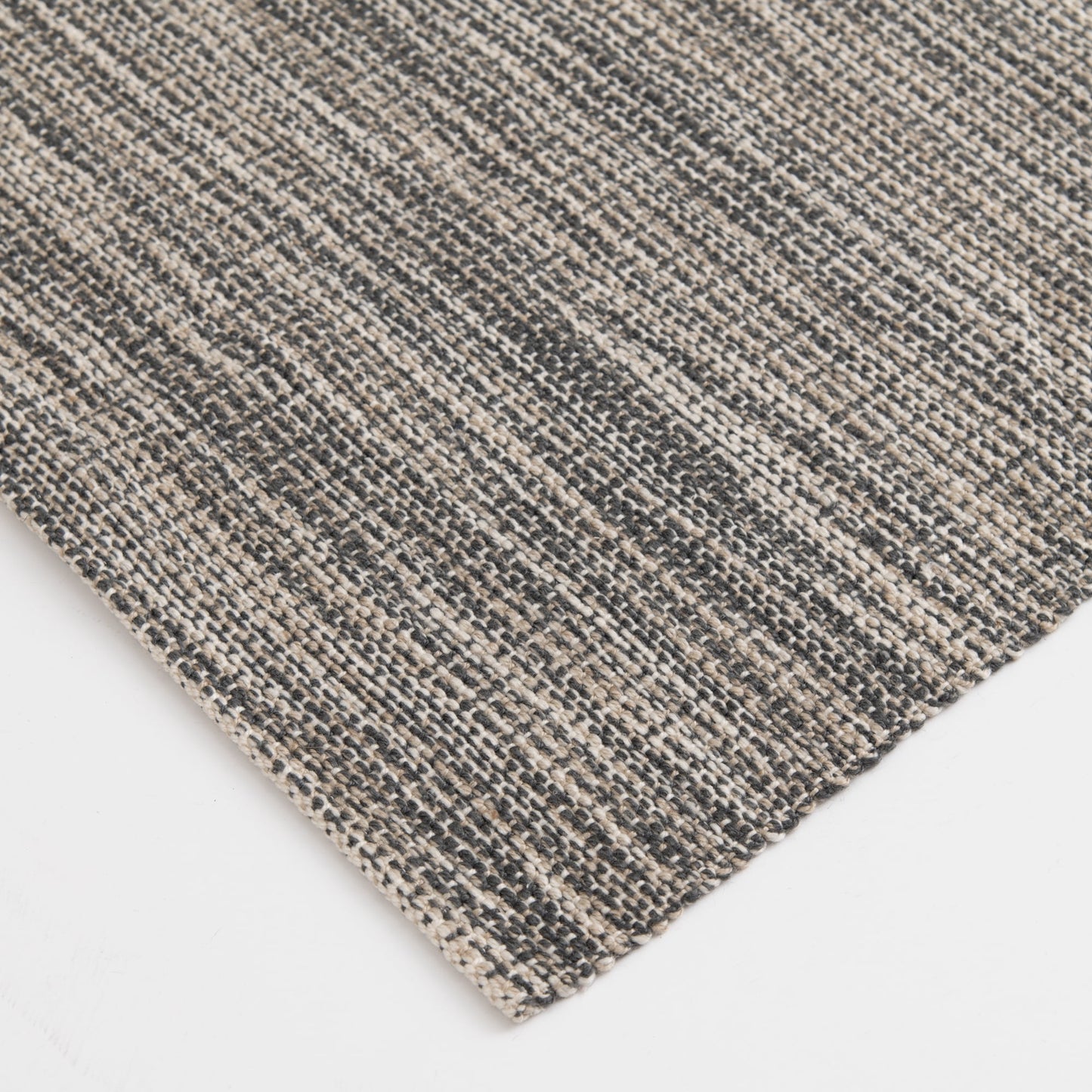 Mainstays 24 x 36 Heather Gray Outdoor Layering Rug